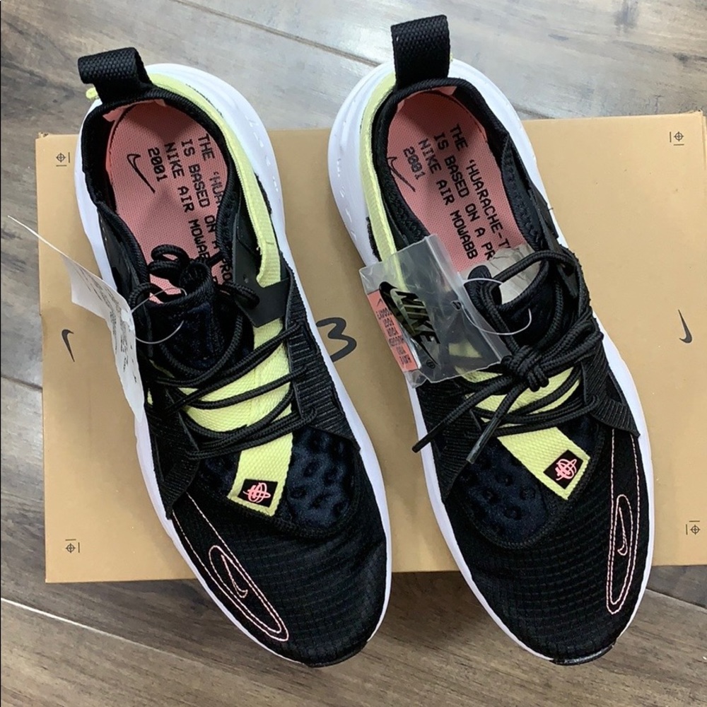 NIKE HUARACHE-TYPE black/pink TNT-black-zinnia - Picture 3 of 16